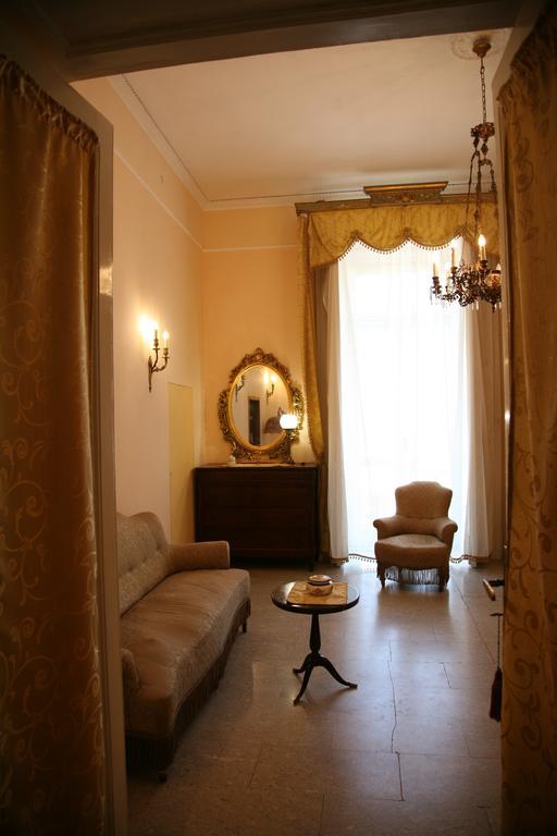 Bed and Breakfast Napoli Retro Zewnętrze zdjęcie